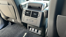 Land Rover Discovery 3.0 D300 Dynamic HSE 5dr Auto Diesel Station Wagon